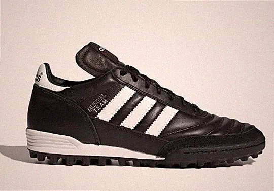019228 Adidas Schuhe