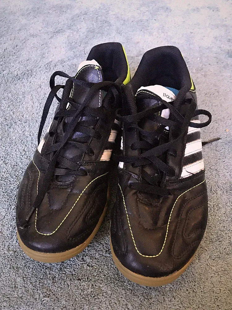 Adidas 11pro Jungen Sportschuhe Laufschuhe Turnschuh Comfort Schwarz Gr. 38