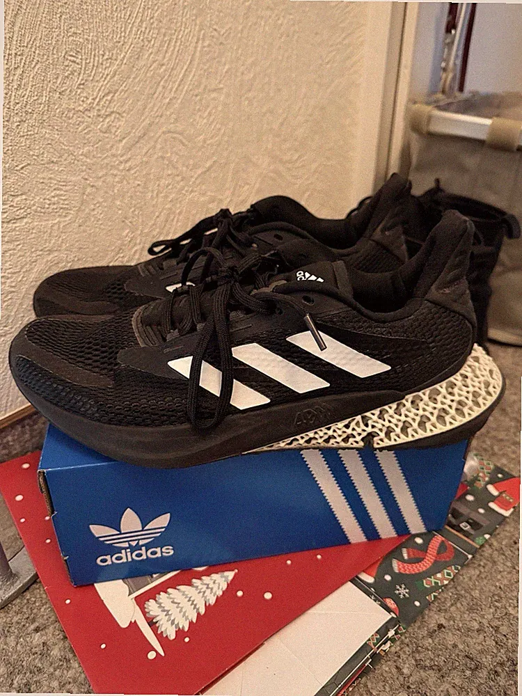 Adidas 4DFWD 2 Herren Laufschuhe Core Black Gr.44 2/3 Neuwertig