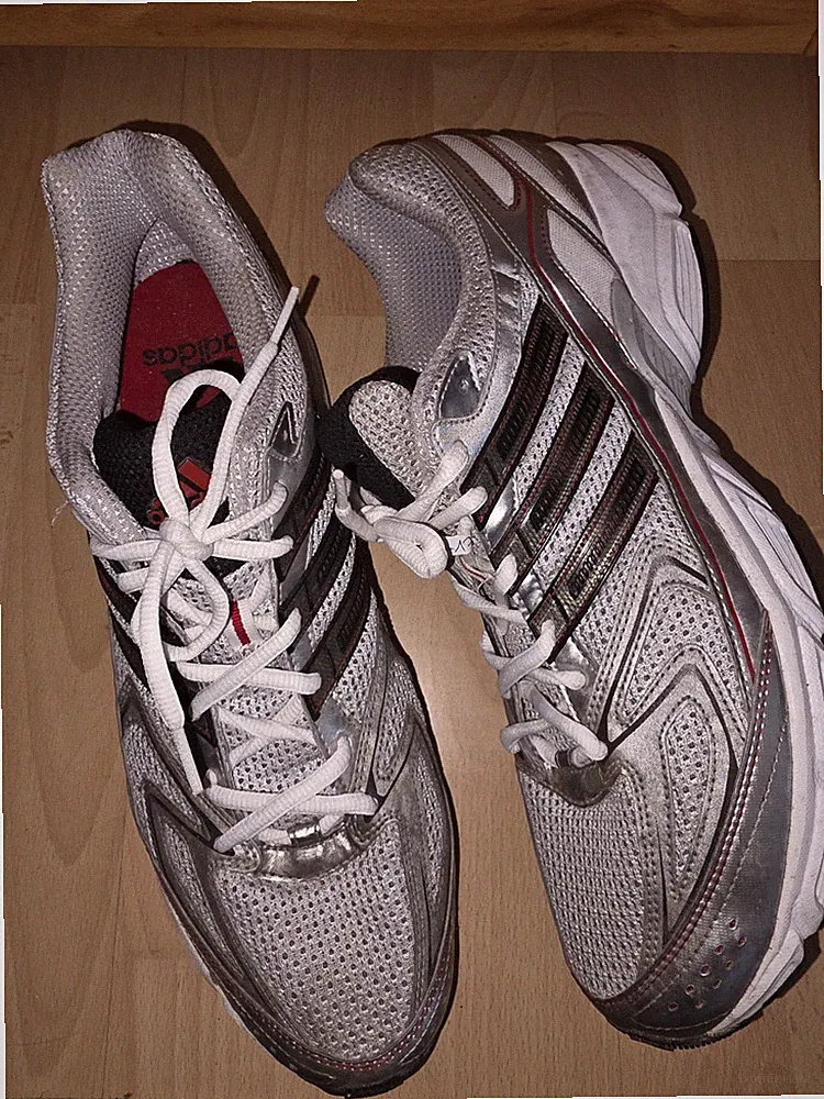 Adidas Adiprene Herrenschuhe Sneakers Laufschuhe Gr 49 UK 13,5
