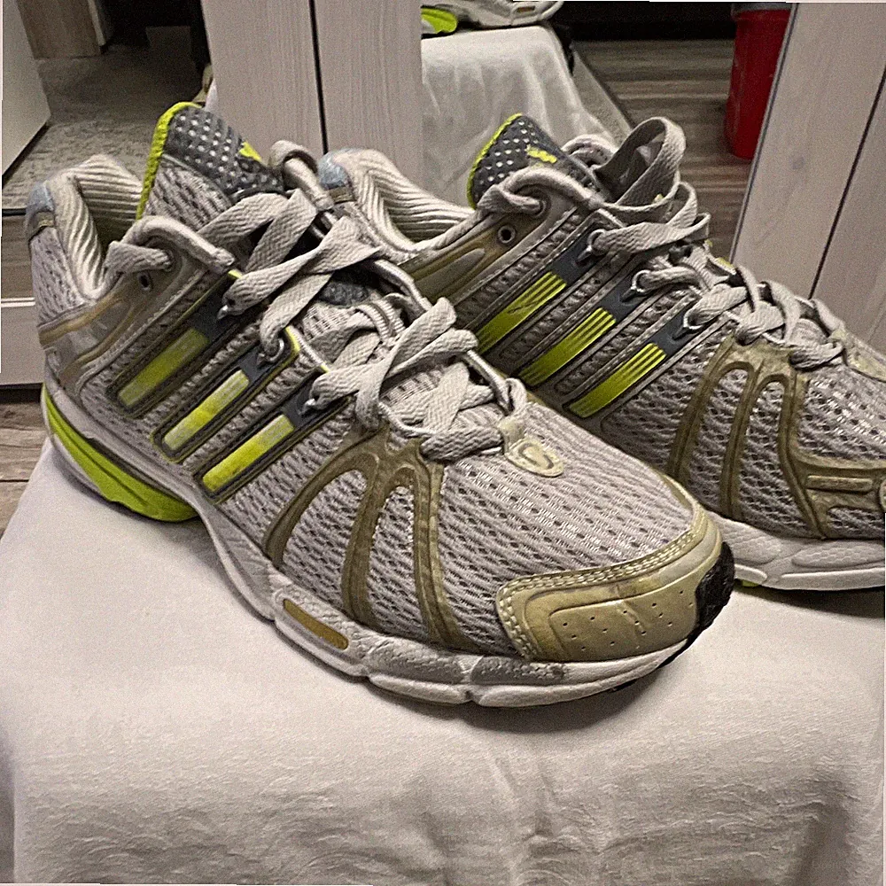 adidas Adistar Herren Laufschuhe Low Top Mesh Grau/Grün EU 42 2/3
