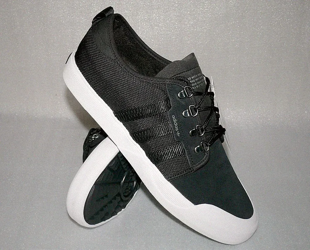 Adidas BY4105 Seeley Qutdoor Suede Leder Canvas Schuhe Ultra Sneaker 46 Black