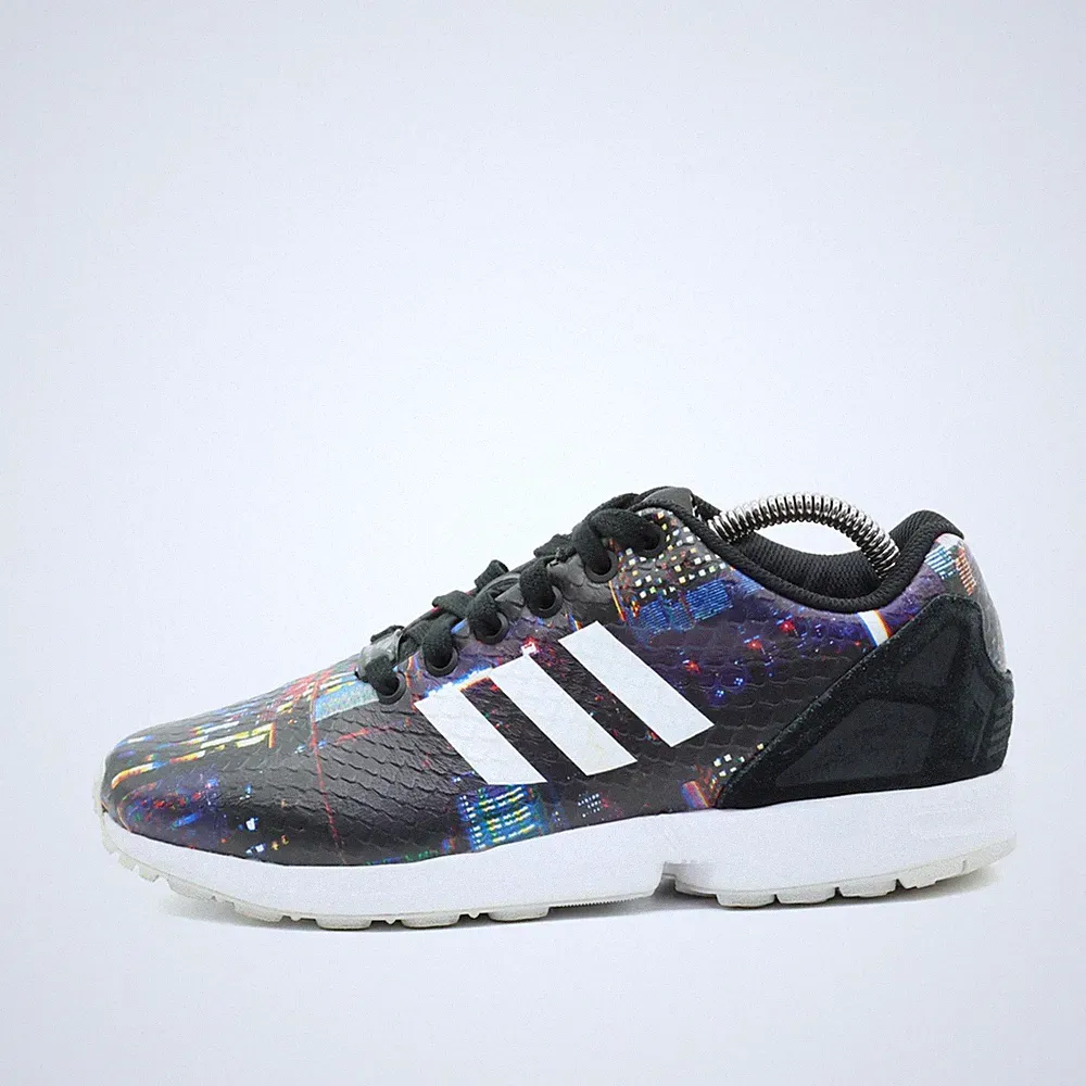 adidas Damen ZX Flux City Print Sneaker Schwarz Multicolor Low-Top EU 39 1/3