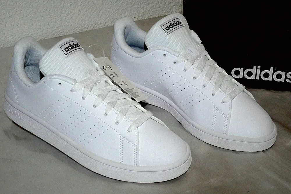 Adidas EE7691 Advantage Base Tennis Sport Lauf Running Leder Schuhe 41 1/3 Weiß