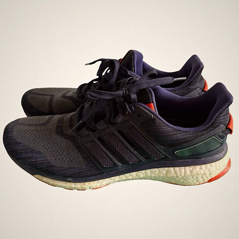 adidas Energy Boost Herren Laufschuhe EU 43 1/3 Grau/Schwarz/Orange
