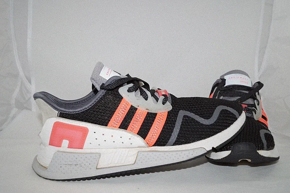 Adidas EQT Cushion Sportschuhe EU 41 1/2 US 8 reflektierend Laufschuhe AH2231