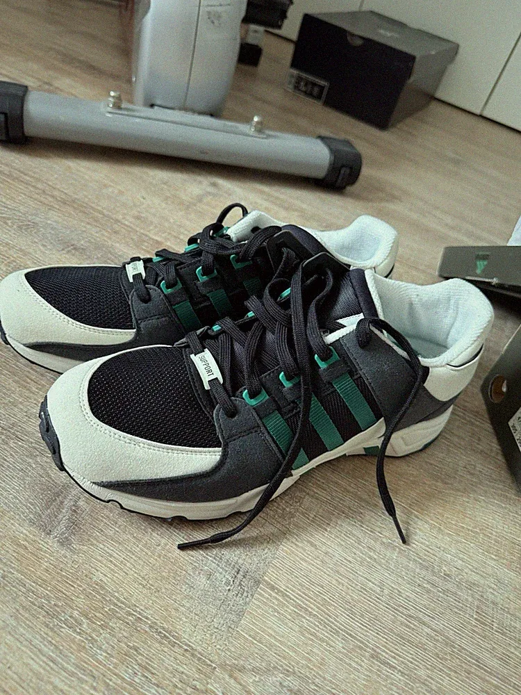 laufschuhe herren schwarz