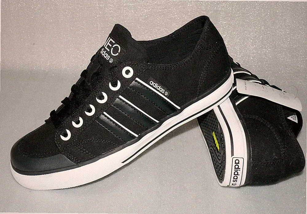 Adidas G53536 Clemente Stripe LO Sport Schuhe Running Lauf Sneaker 41 45 Black