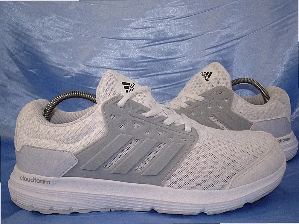 ADIDAS GALAXY 3 SNEAKER GR 40 WEIß LAUFSCHUHE SCHUHE BOOST CLOUD SUPERNOVA BB4