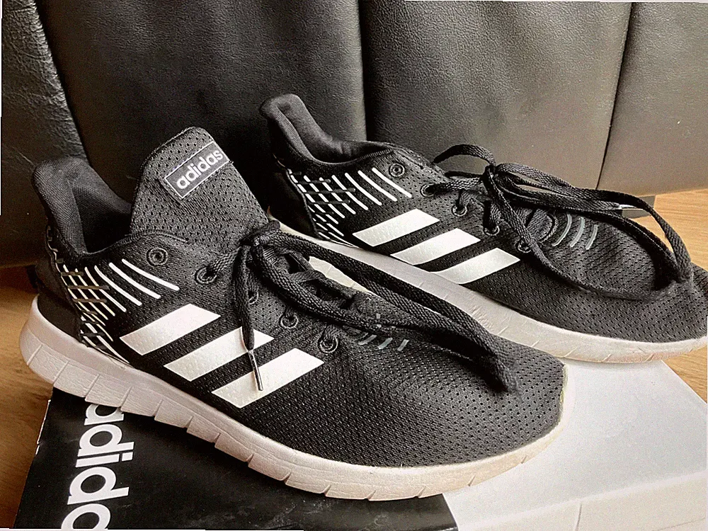adidas Herren Asweerun F36331 schwarz Laufschuhe Turnschuhe Größe 11