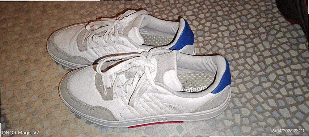 adidas Herren Clubcourt Leichtathletik-Schuh