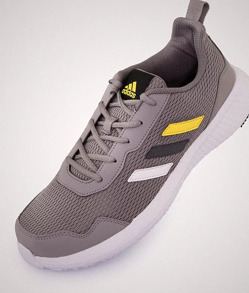 Adidas Herren Peprun Laufschuh Taubengrau Wolkengrau - Große 40 2/3
