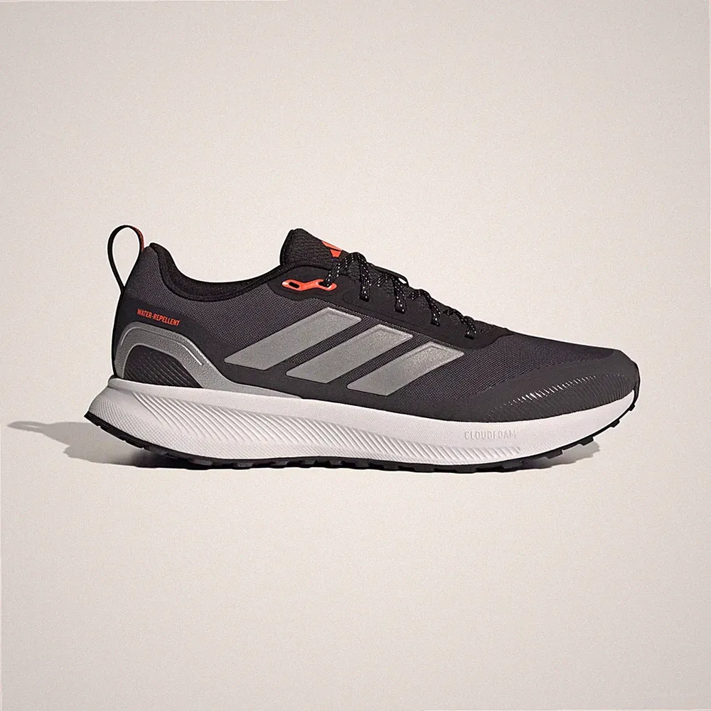 adidas Herren Runfalcon 5 TR LAUFSCHUHE in Core Black / Silver Metallic / Carb