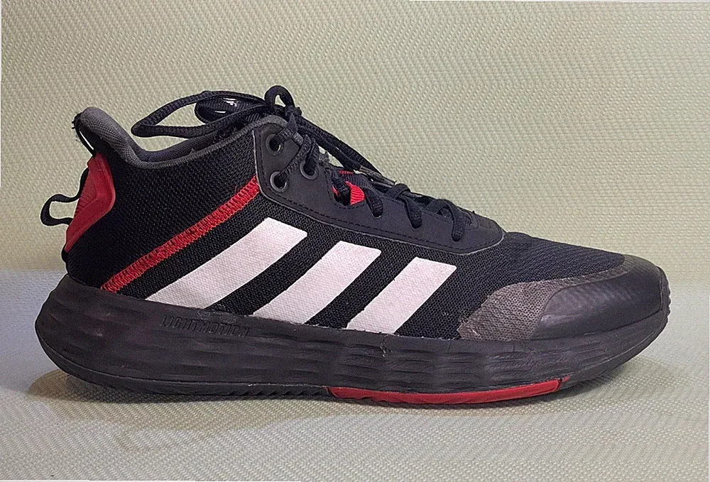 laufschuhe herren 43