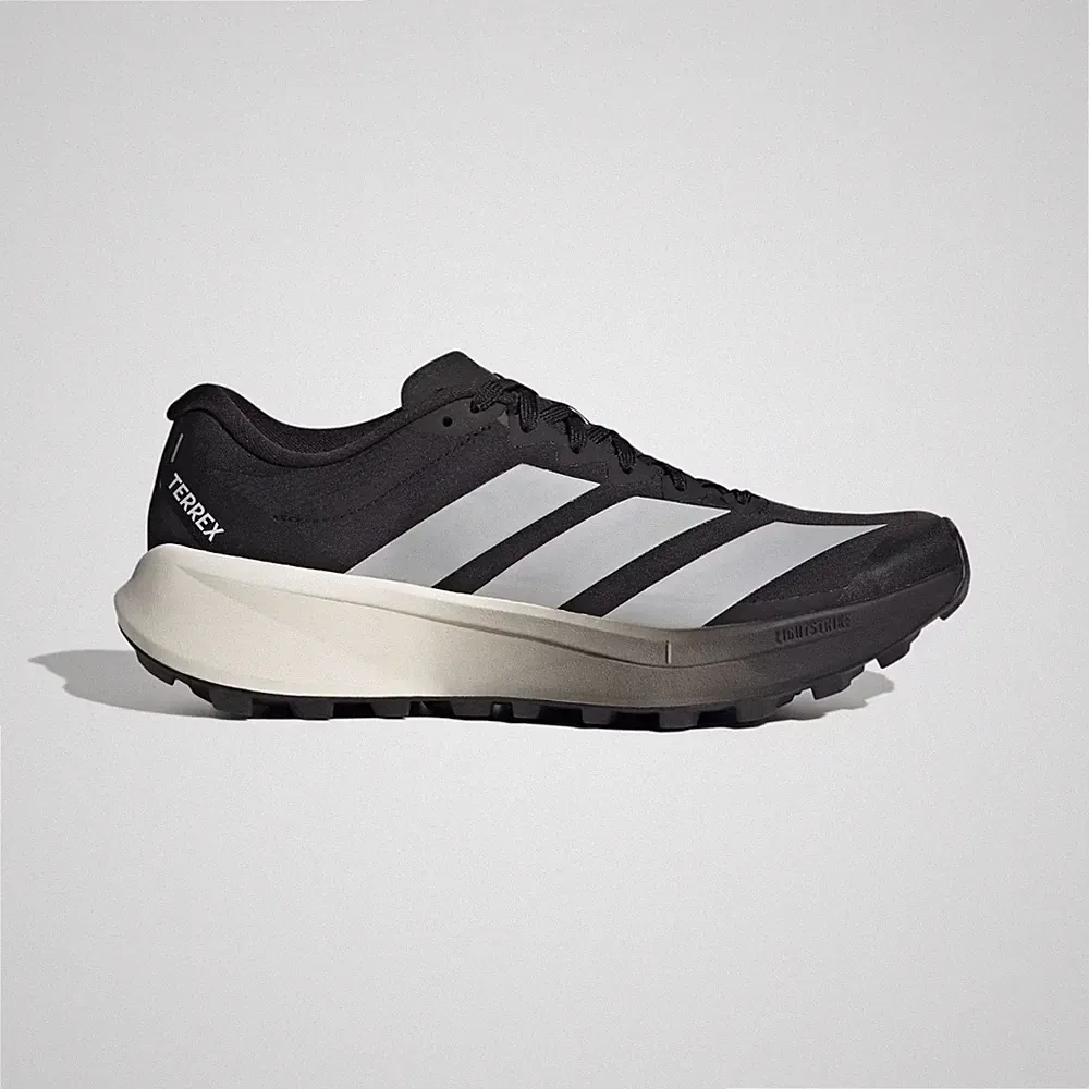 adidas Herren Terrex Agravic 4 Trail Laufschuhe in Schwarz/Grau Two/Cloud White