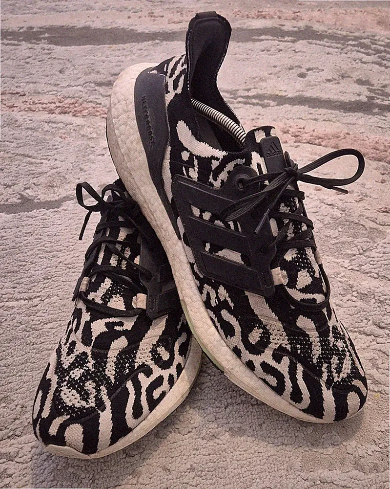 Adidas Herren Ultraboost 22 Schwarz Weiß Zebra Laufschuhe GX6300 UK 12
