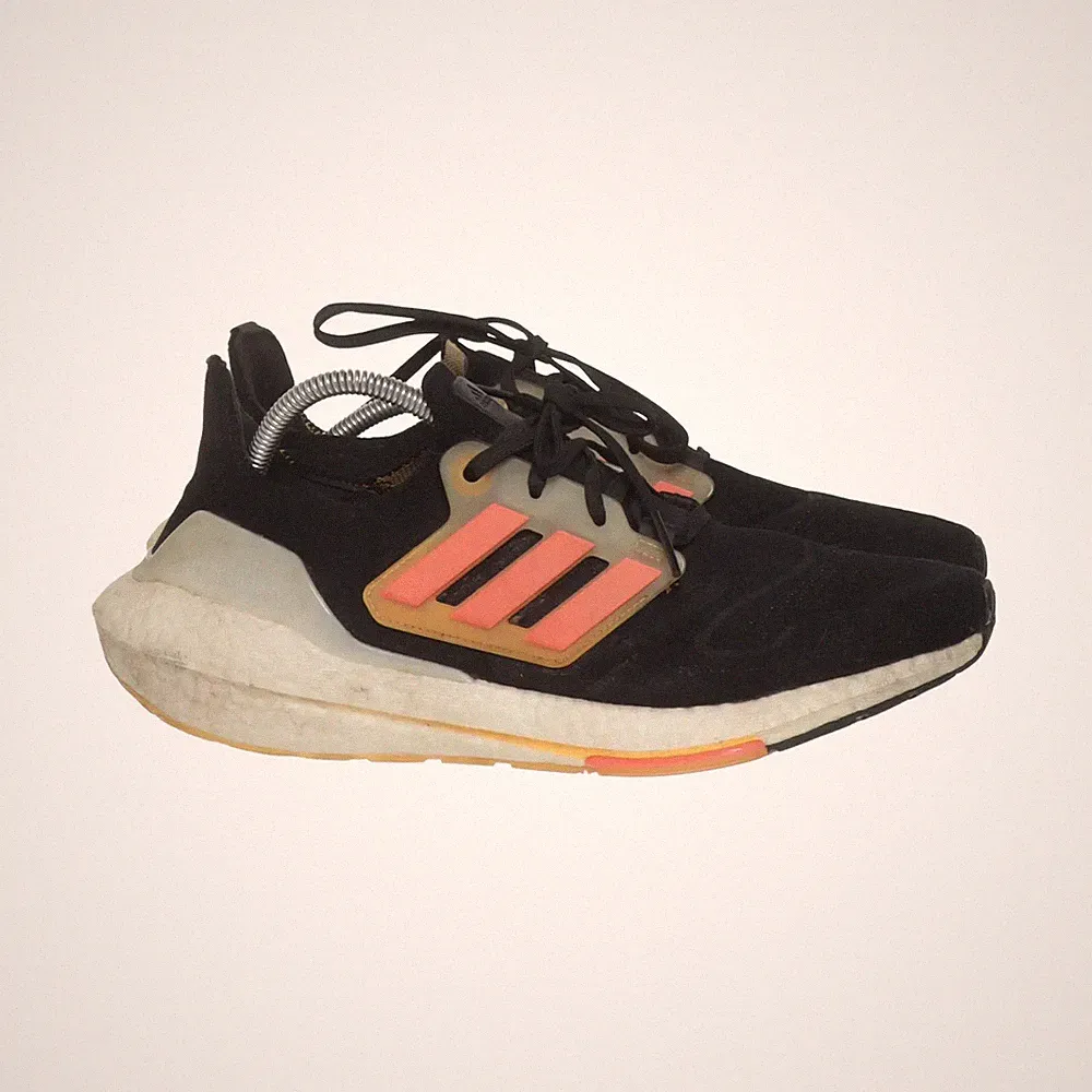 Adidas, Laufschuhe, Größe: 43 1/3, model: ultraboost, Schwarz/Orange #hYU