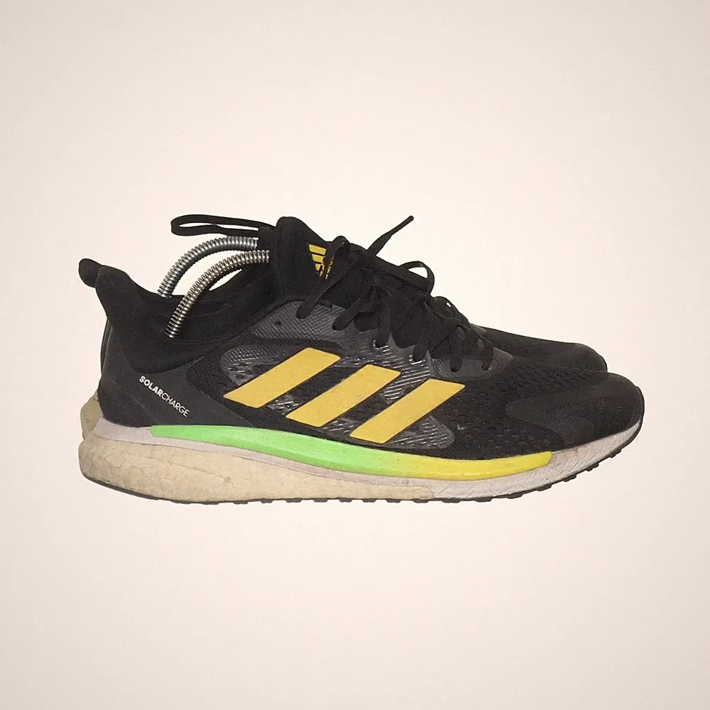 Adidas, Laufschuhe, Größe: 43 1/3, Schwarz/Gelb, Herren #MrO