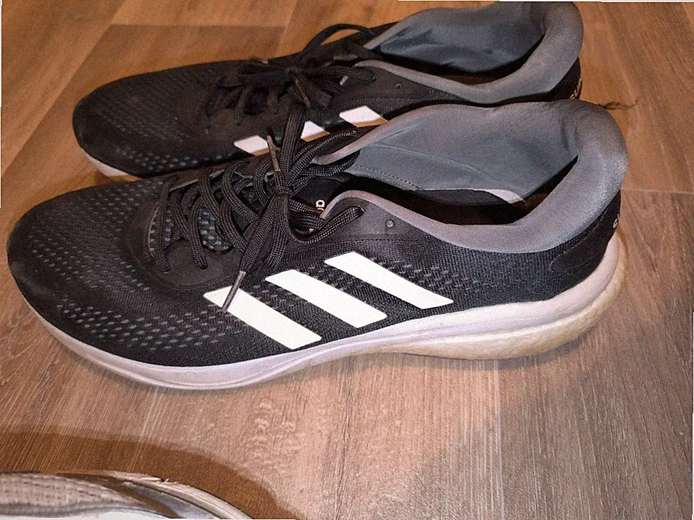 52 Laufschuh