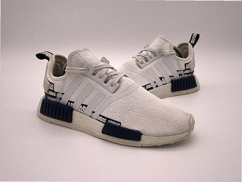 Adidas NMD R1 Wordmark Heel Stripe Weiß Herren Größe UK 7,5 Turnschuhe Schuhe FX6795