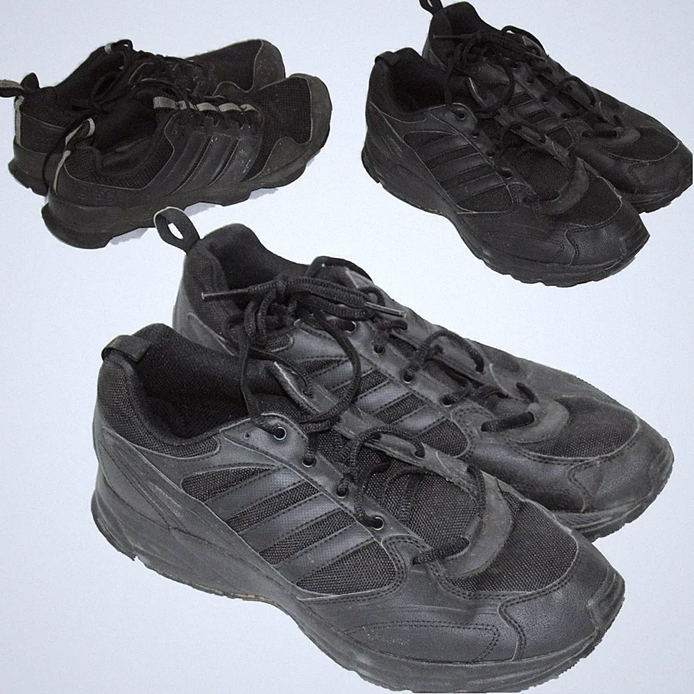 Adidas original Bundeswehr Sportschuhe, Gelände schwarz, Turnschuhe Laufschuhe