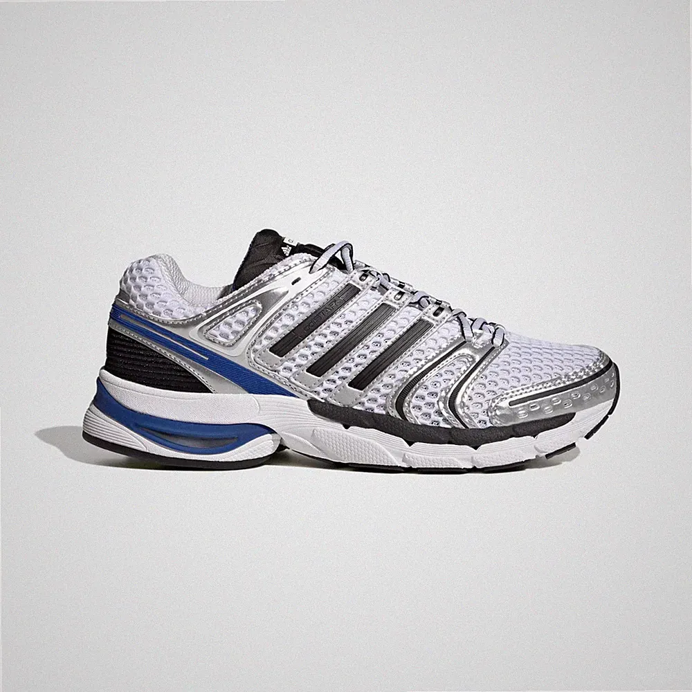 adidas Originals Adistar Control 5 Schuhe in Cloud White/Core Black