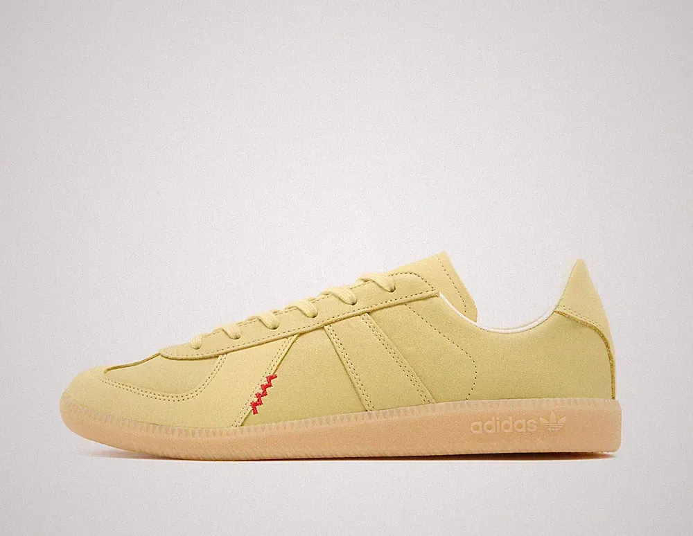 Adidas Originals BW Army Decon Schuhe in Halo Gold & Gum Sneaker