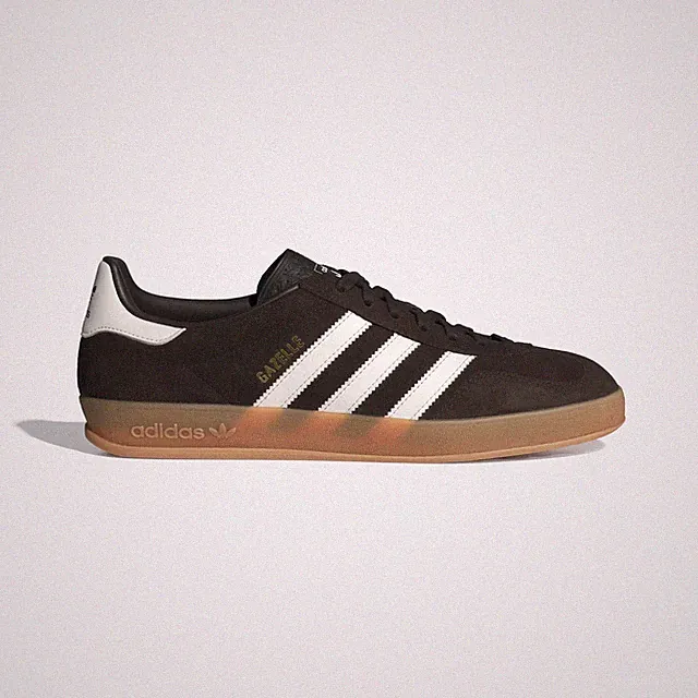 adidas Originals Herren Gazelle Hallenschuhe in Aurora Coffee/Core White/Gum