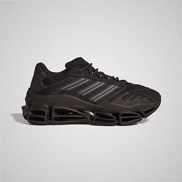 Adidas Originals Megaride AG Schuhe in Schwarz