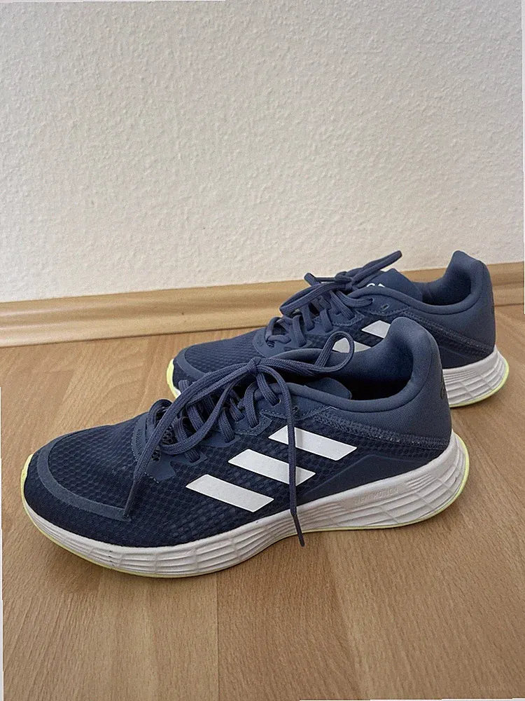 Adidas Performance Laufschuh Sneaker Größe 40 dunkelblau Neonsohle
