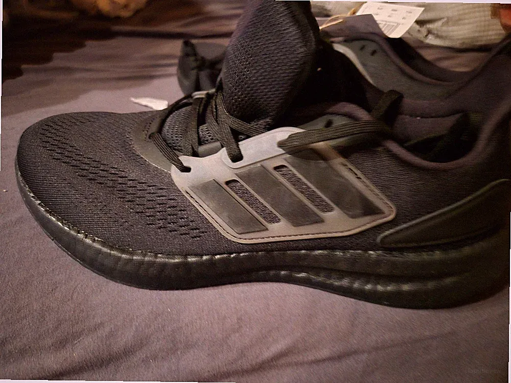Adidas Pureboost 22 Laufschuhe Größe 43,5 Neu