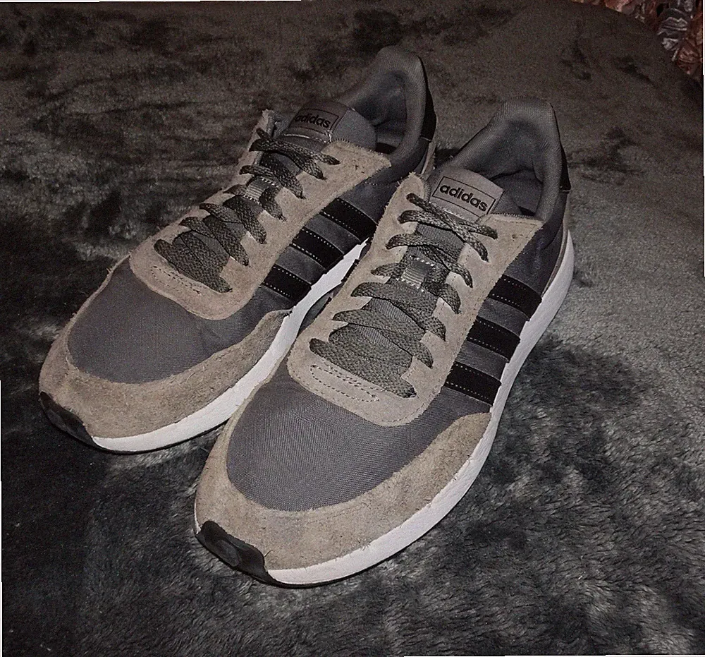ADIDAS RUN 60s LAUFSCHUHE - GRÖßE 46 - GUT ERHALTEN