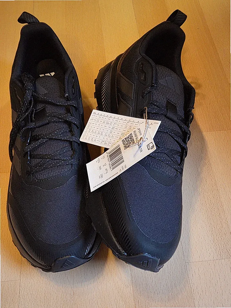 ADIDAS Runfalcon 5 TR Laufschuhe Gr. UK 12 ,F 47 1/3 schwarz * Neu im Karton*