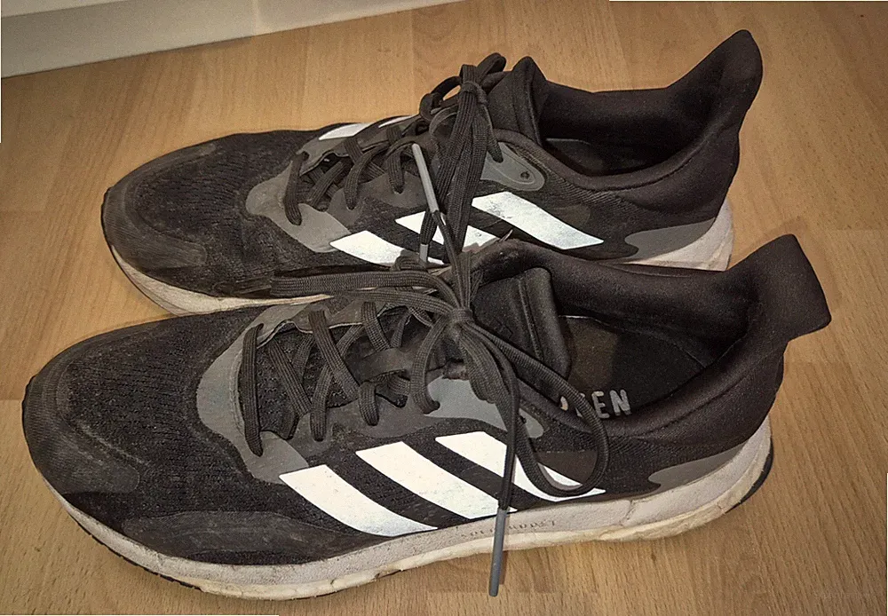 adidas Solarboost 3 Laufschuh Herren Größe 41⅓ Schwarz