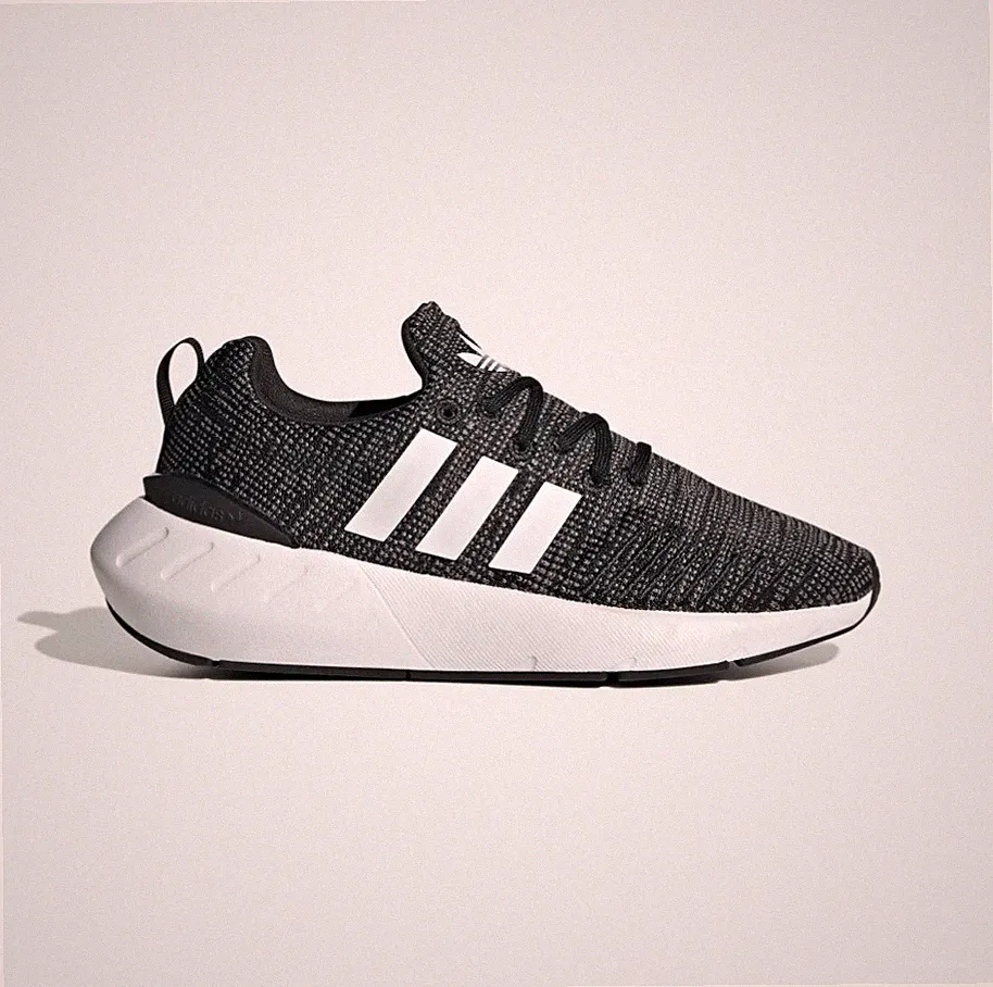ADIDAS SWIFT RUN J 22 GW8176 SNEAKER UNISEX LAUFSCHUHE