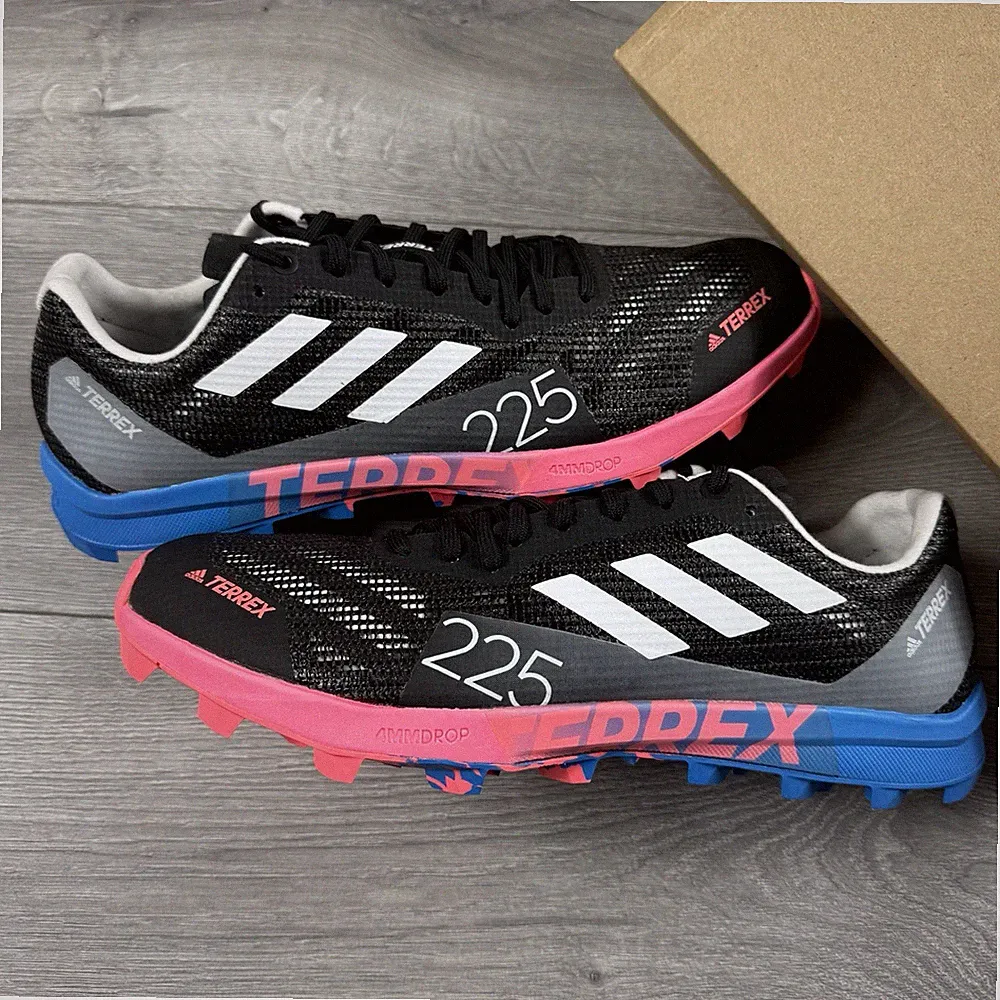 Adidas Terrex Speed Pro SG Trail Wandern Laufschuhe - Größe UK 10,5 / EU 45 1/3