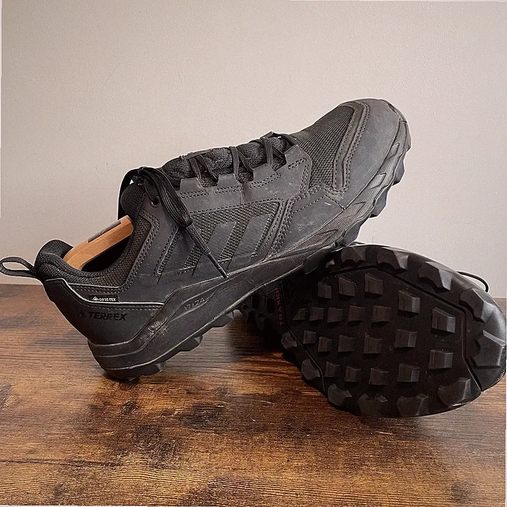 Adidas Trail Laufschuhe Herren Terrex Tracerocker 2 GTX Gore-tex wasserdicht UK 9