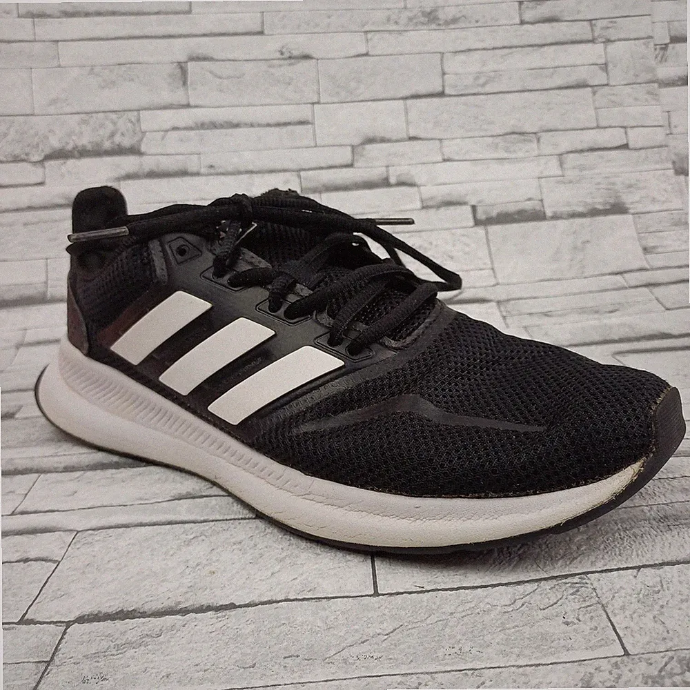 Adidas Turnschuhe 41 1/3 Laufschuhe Jogging Sportschuhe Sport Schuhe Training S3