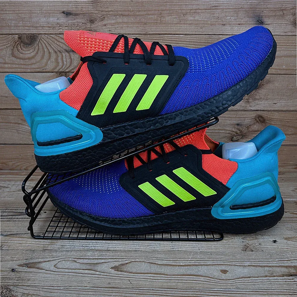Adidas Turnschuhe Herren Größe UK 15 UltraBoost 20 What The Core Schwarz Laufschuhe
