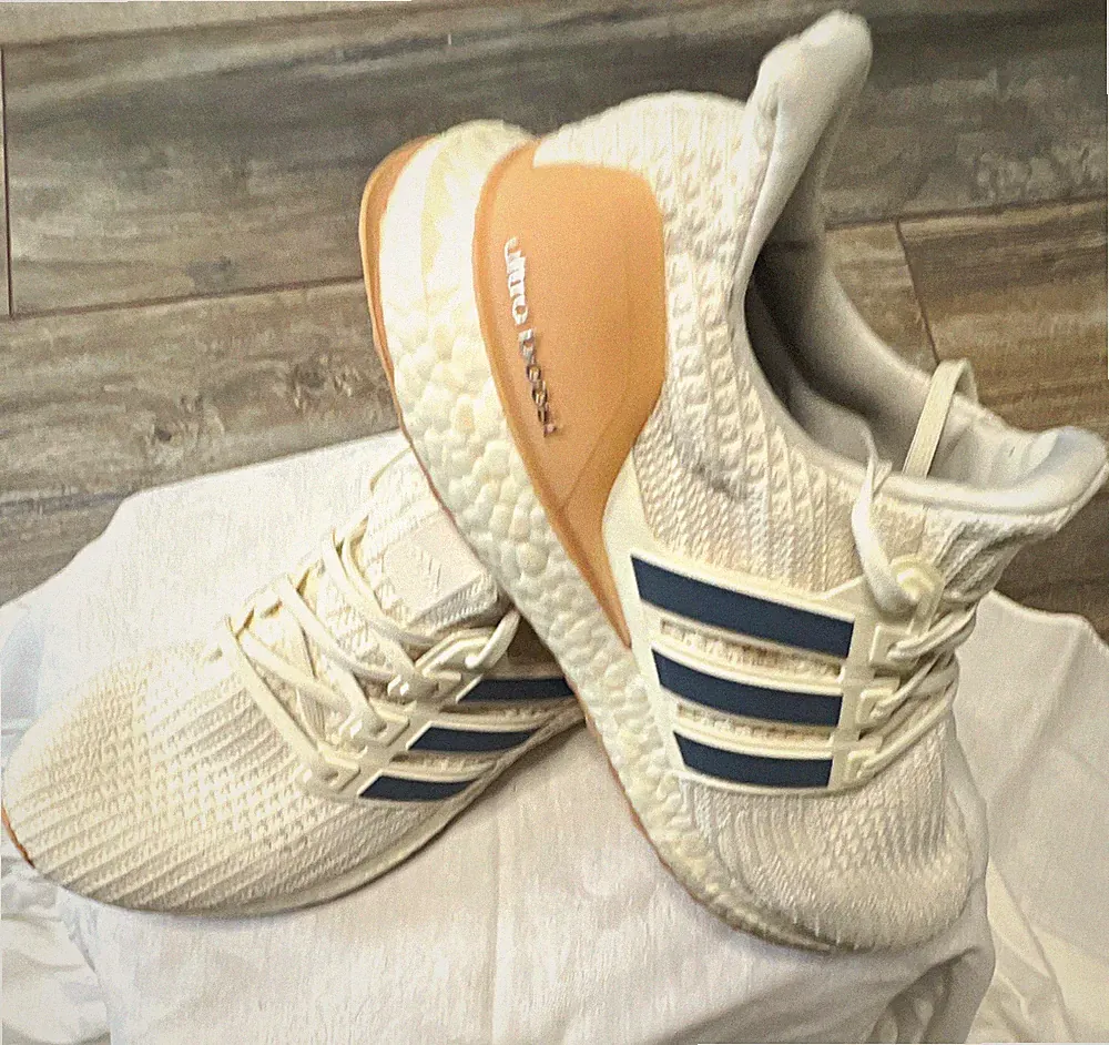 adidas UltraBoost Herren Laufschuhe Sneaker Low Top Schnürung Weiß/Blau/Beige