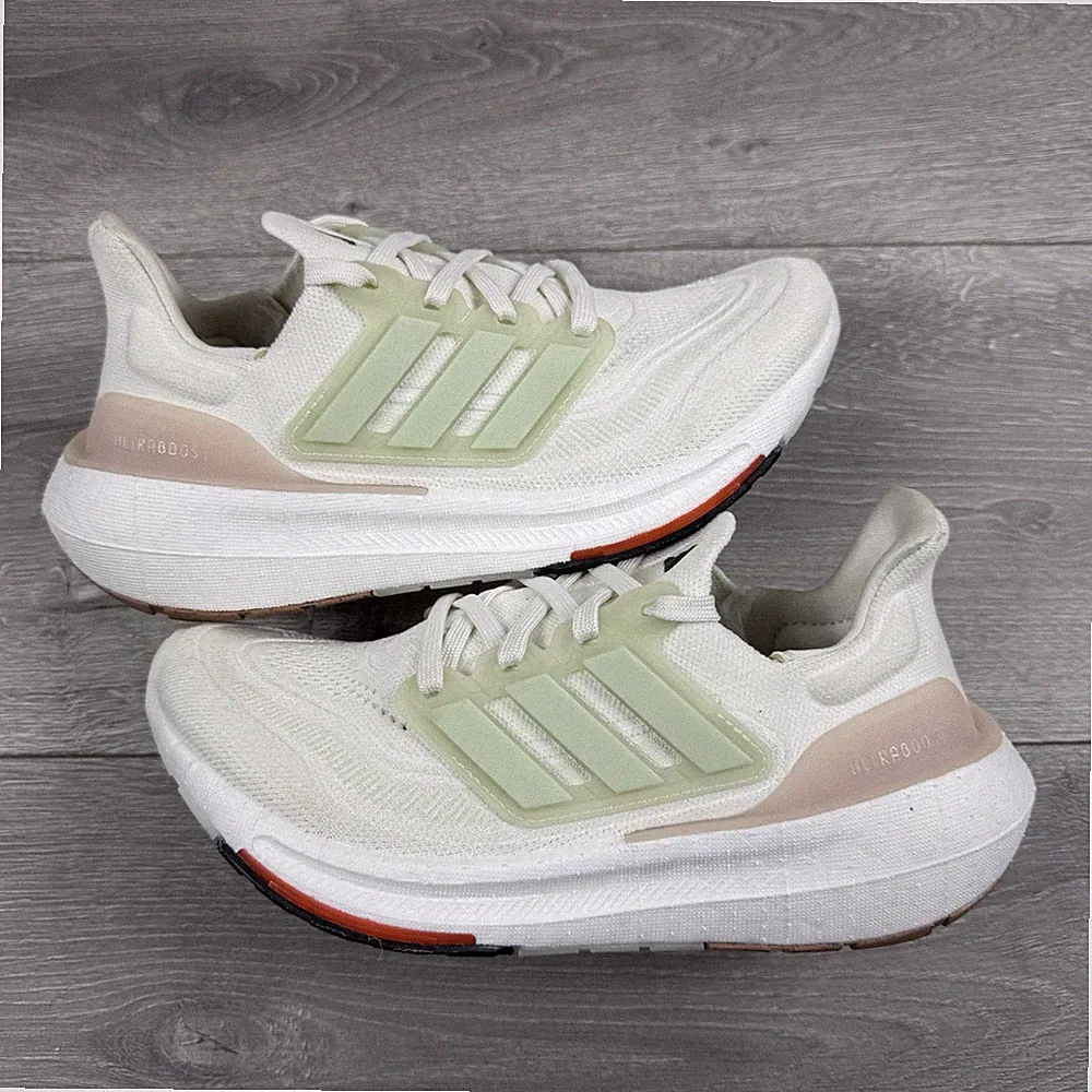 Adidas Ultraboost Light Lauf-/Fitnessschuhe "Linen Green" - Größe UK 3,5 / EU 36