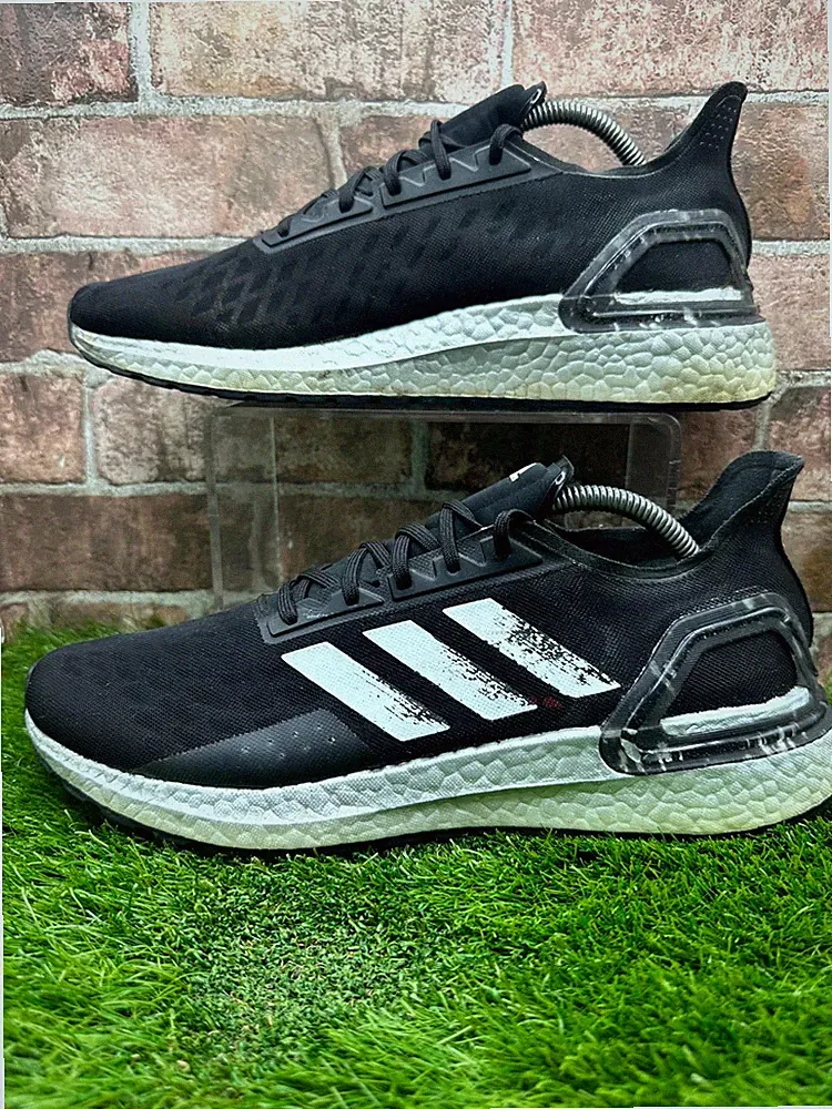 Adidas UltraBoost PB EG0428 Turnschuhe Herren UK 10 Schwarz Weiß Low Top Laufschuhe