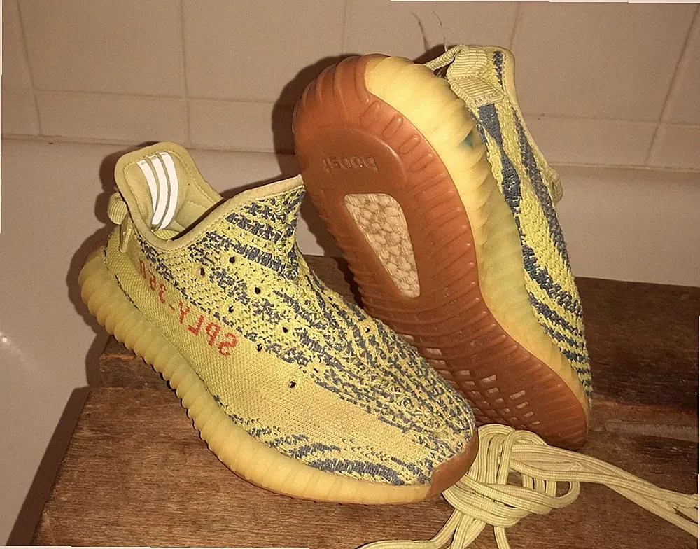 Adidas Yeezy Boost Gr. 36⅔ Herren Laufschuhe Turnschuhe Sneakers Schuhe Freizeit