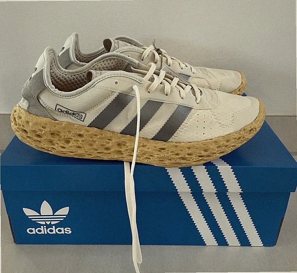 Adidas Zponge 44 2/3 Neu Schuhe Sneaker Laufschuhe keine Zx 8000 Ultraboost