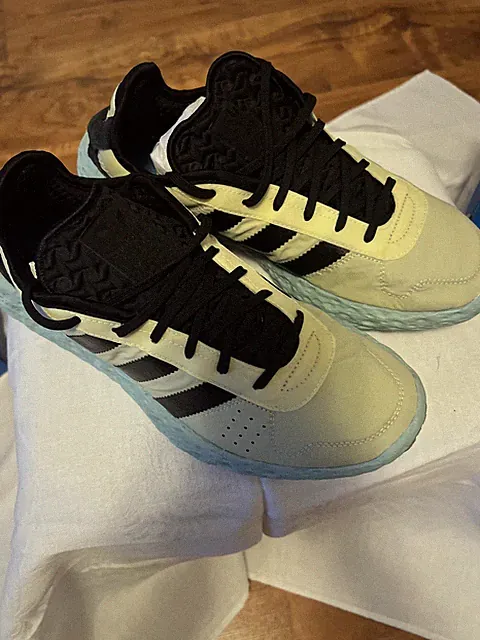 Adidas ZPONGE Laufschuhe neu