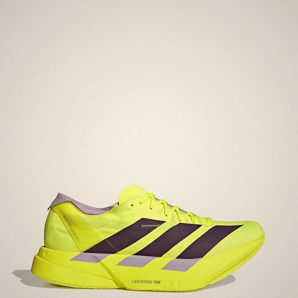 Adizero Adios Pro 4 Laufschuhe in Solar Yellow/Aurora Plum/Powder Plum