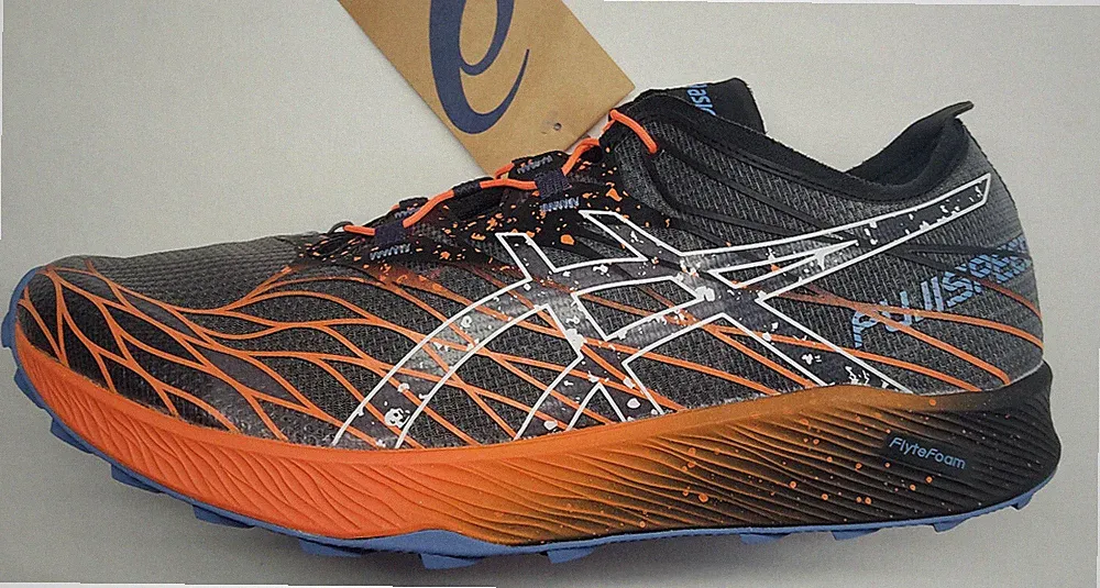 ASICS FUJISPEED Herren Laufschuhe Gr. 42 ,5 schwarz UVP 160 €