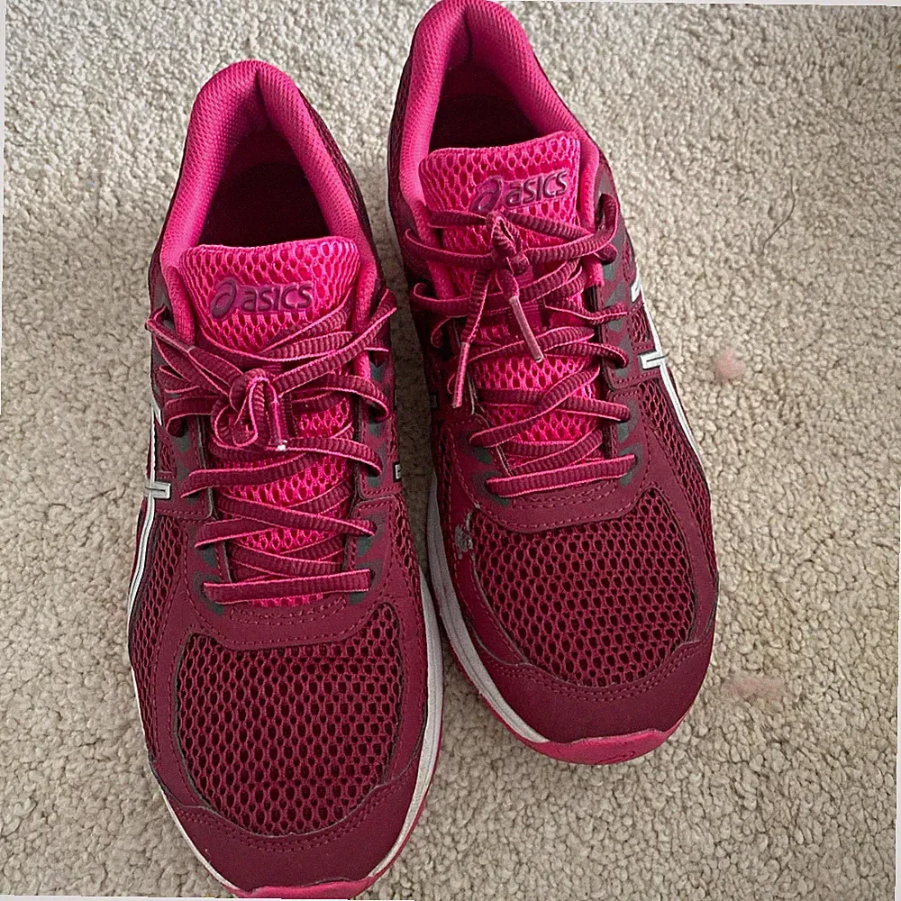 Rosa Asics Laufschuhe für Damen