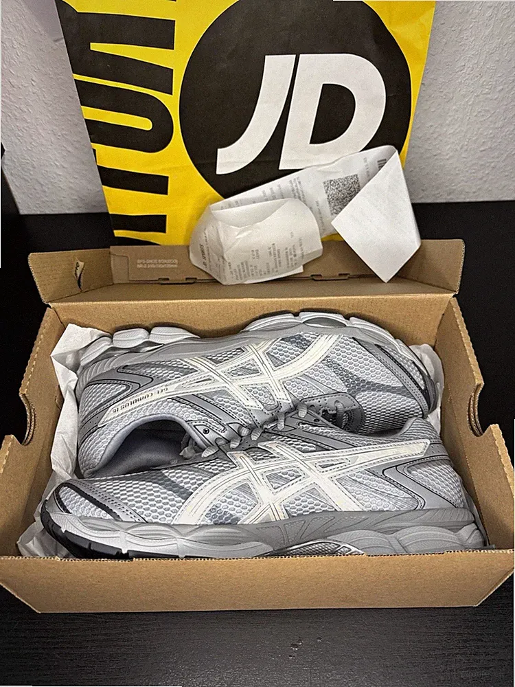 ASICS GEL-CUMULUS 16 Herren Laufschuhe Sneaker Grau/Silber EU 41,5 US 8