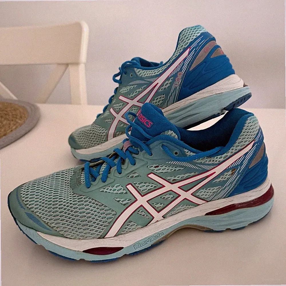 ASICS Gel Cumulus 18 Herren Laufschuhe Sneaker Blau